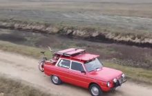 Первый в мире дом на колесах из "Запорожца" смастерил украинец (видео)