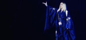 Ірина Білик здивувала фанатів кардинально новим образом (відео)