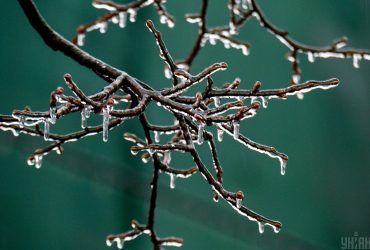 Часть Украины зальют ледяные дожди: народный синоптик напугал прогнозом