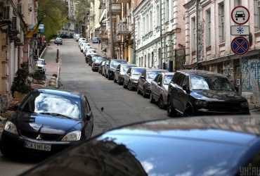 Рада хочет штрафовать гонщиков в городах от 17 тысяч гривен: Арахамия раскрыл детали