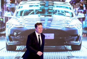 Інвестор Tesla закликав Маска самоусунутися з посади гендиректора, - Sky News