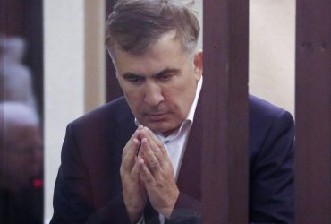Саакашвілі збирається піти з політики - адвокат