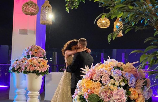 "Холостяк" Заливако ніжно звернувся до своєї коханої: "Мої улюблені ноги"