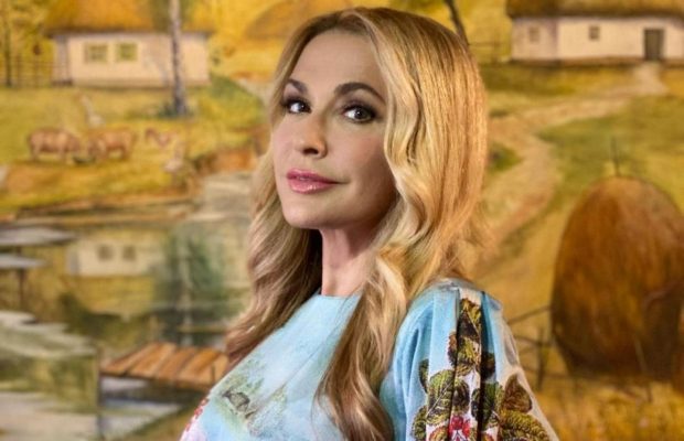 Елегантна Ольга Сумська сходила за премією та зачарувала шанувальників (фото)