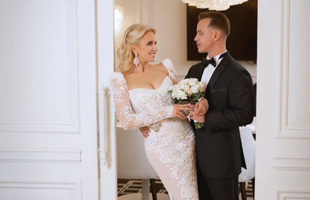 "Це тільки початок": Лілія Ребрик у весільній сукні відзначила річницю з чоловіком