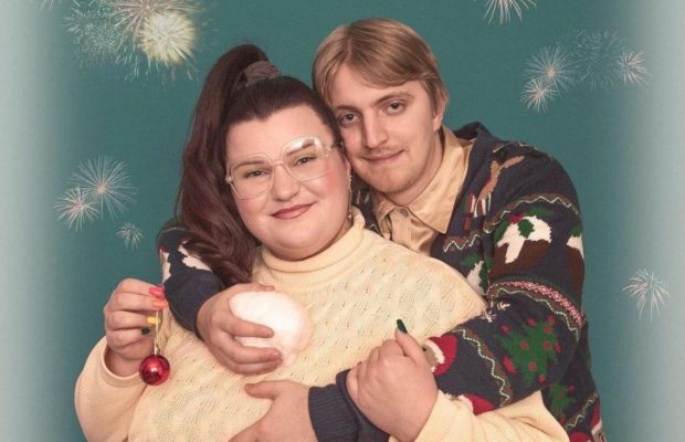 "Подарував мені кохання": Alyona Alyona з бойфрендом записали новорічне привітання (відео)