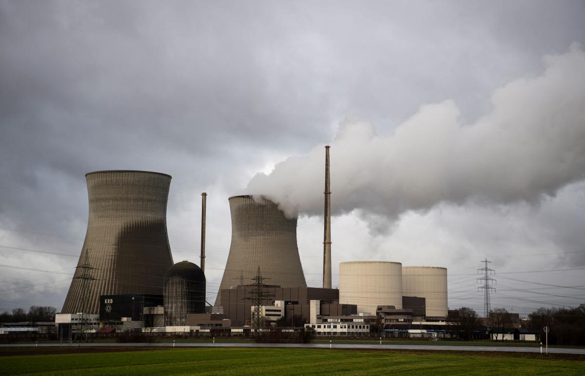 Germany shut down the Gundremmingen nuclear power plant, 80 km west of Munich / photo REUTERS