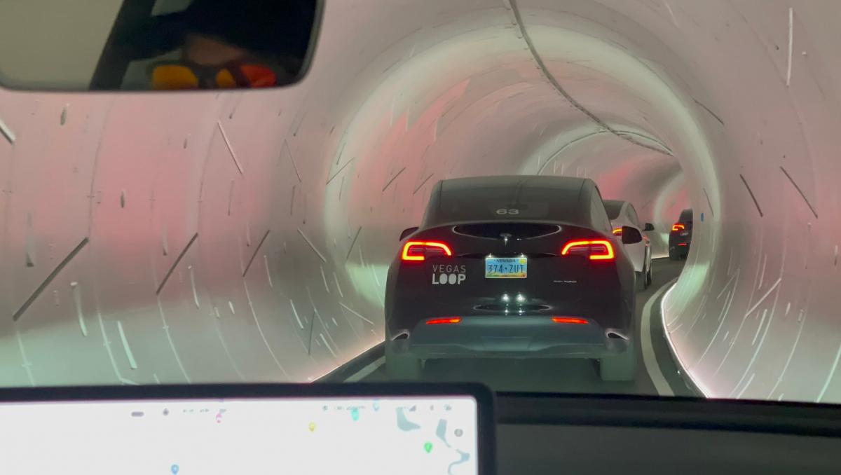 Ілон Маск писав:"Пробки назавжди або тунелі", але пробки з'явилися і в підземній мережі / Скриншот