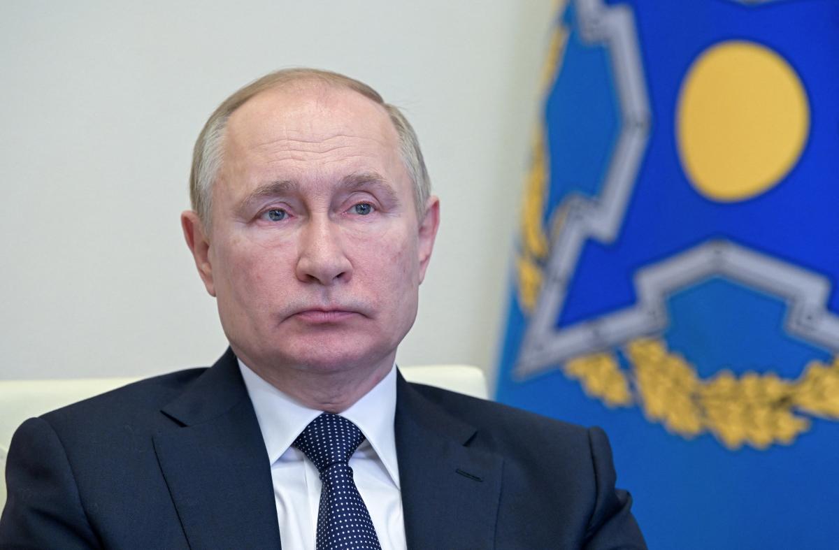 Владимир Путин готов к наступлению на Украину, предупредила мольфарка / фото REUTERS Владимир Путин готов к наступлению на Украину, предупредила мольфарка / фото REUTERS