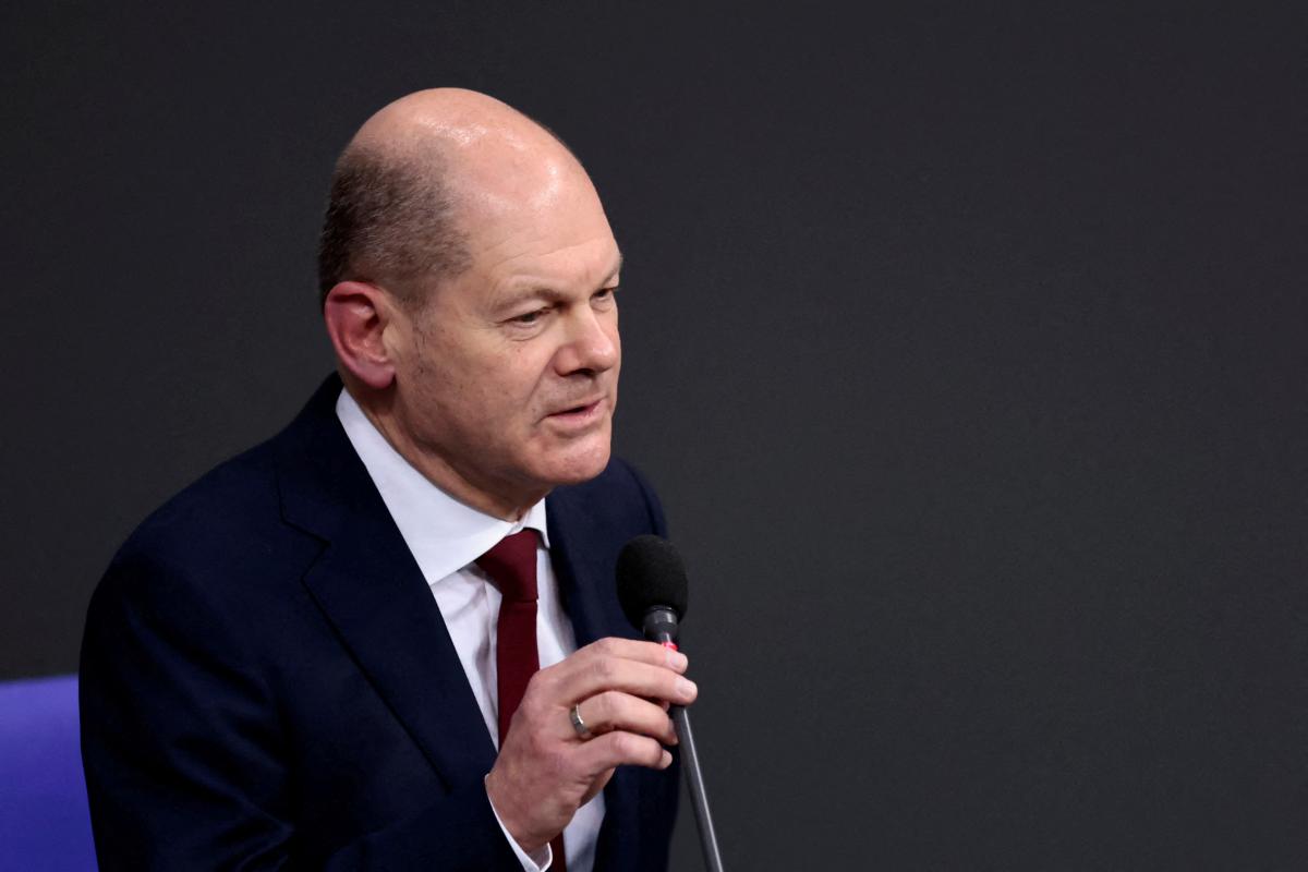 Шольц не виконує свою обіцянку про витрату 2% ВВП на оборону / фото REUTERS Шольц не виконує свою обіцянку про витрату 2% ВВП на оборону / фото REUTERS