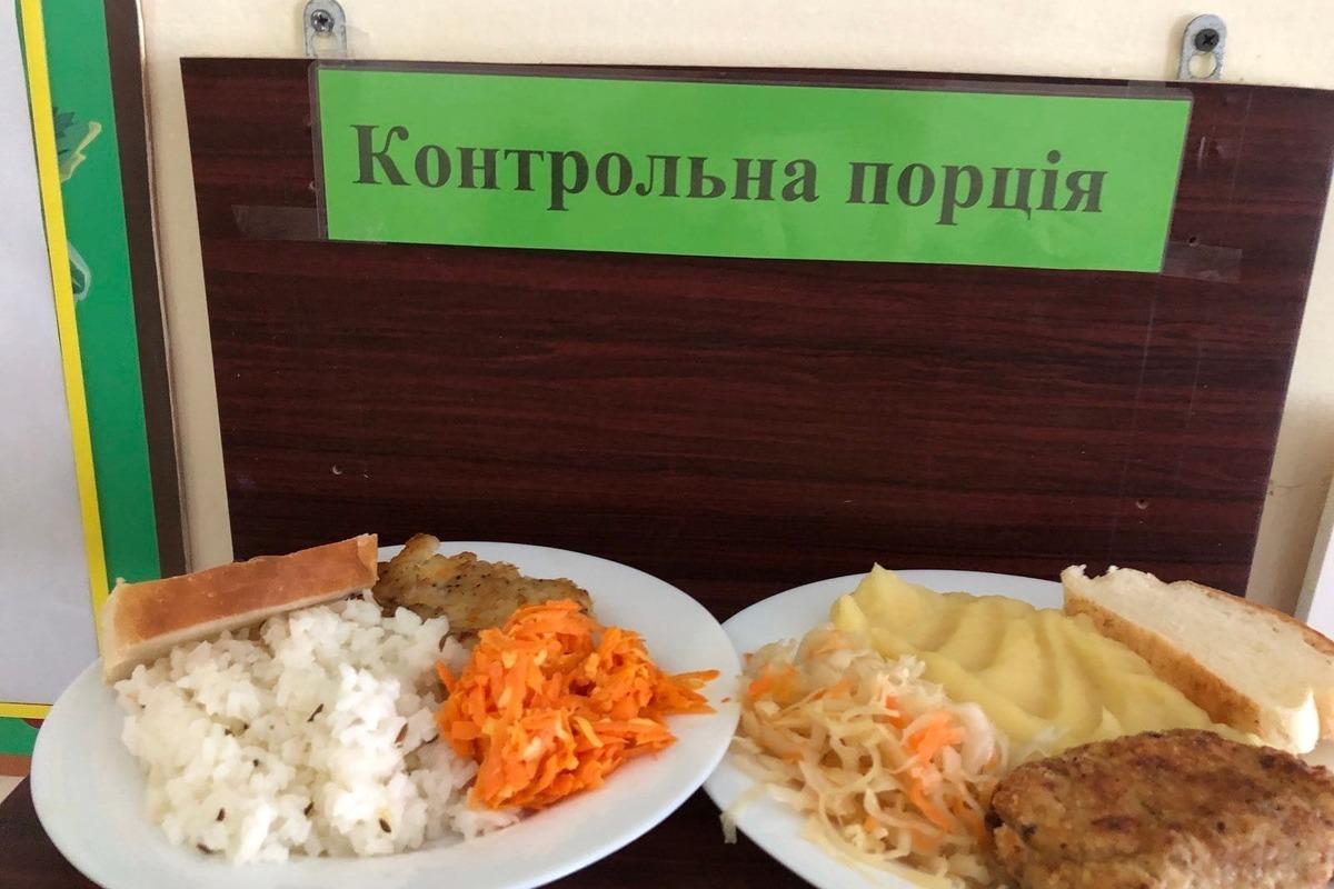 В судах продолжается борьба за контракты на питание ВСУ / фото facebook.com/Батьки SOS