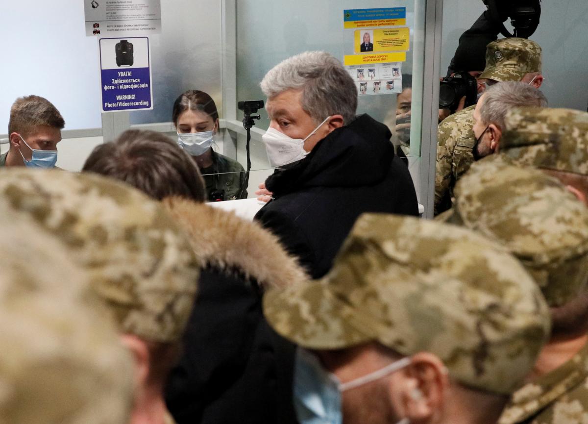 Порошенко заявив, що прикордонники намагалися не допустити його в Україну / фото REUTERS