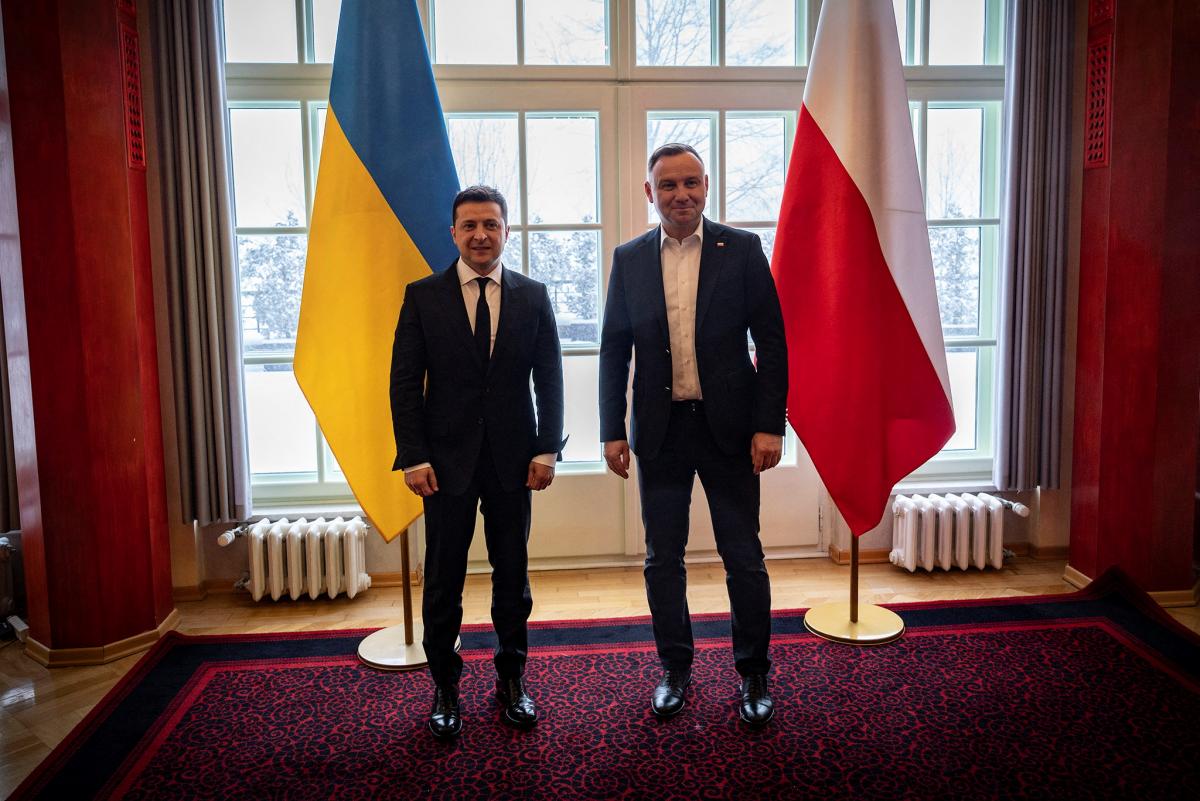 Зеленський привітав лідера Польщі та весь братній польський народ із 231-ю річницею Конституції / фото REUTERS Зеленський привітав лідера Польщі та весь братній польський народ із 231-ю річницею Конституції / фото REUTERS