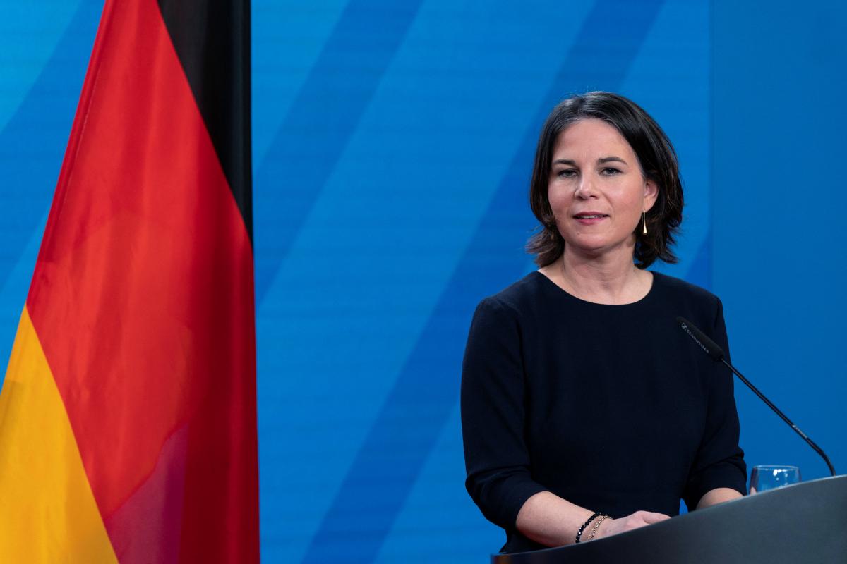 Германия готова искать компромисс с ЕС по запрету виз для россиян / фото REUTERS