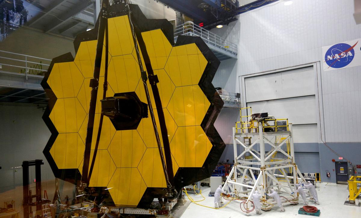 Телескоп був запущений в космос 25 грудня 2021 року \ фото REUTERS