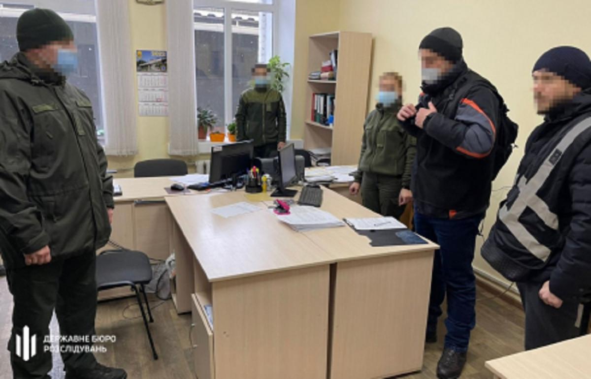 ДБР проводить обшук у військовій частині, де проходив службу нацгвардієць Рябчук / фото ДБР