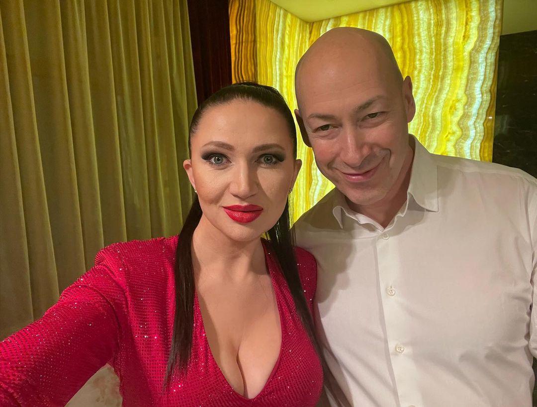 Олеся Бацман і Дмитро Гордон / instagram.com/alesiabatsman Олеся Бацман і Дмитро Гордон / instagram.com/alesiabatsman
