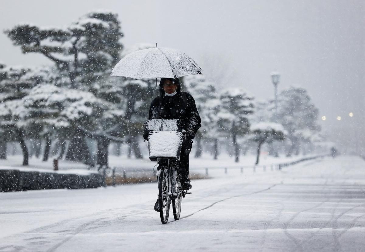 Фото Снегопад в Токио 06 января 2022