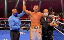 5 нокдаунів на двох: український боксер нокаутував суперника в другому раунді (відео)