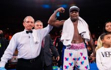 Знаменитый кубинец брутально нокаутировал соперника и вышел на бой с Усиком (видео)