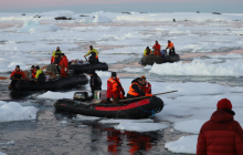 Закончились несколько месяцев назад: украинским полярникам доставили свежие овощи и фрукты
