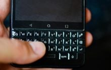 Ушла эпоха: кнопочные телефоны Blackberry перестали работать по всему миру