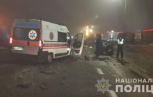 На трассе в Харьковской области легковушка в лоб протаранила скорую: есть жертва (видео)