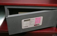Миллионная кража: в Одессе вынесли сейф с деньгами и украшениями