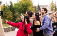 "Засновано на ржачних подіях": названо дату прем'єри комедії "Любов і Блогери"