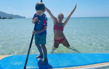 "Мама троих детей": Осадчая на отдыхе с семьей восхитила фанов стройной фигурой (фото)