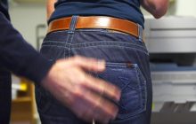 Преподавателя запорожского колледжа обвинили в сексуальных домогательствах (фото, видео)