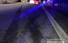 Хлопець помер, дівчина - в реанімації: на Львівщині трапилася ДТП з вантажівкою (фото)