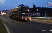 В Польше остановили автобус с нетрезвым водителем, который вез людей в Украину (фото)