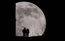 Денежное полнолуние: этим знакам Зодиака 10 сентября принесет баснословные суммы