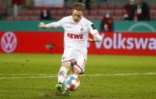 Курьез в Кубке Германии: футболист забил пенальти, но гол отменили из-за "ляпа" (видео)