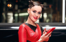 Alyona Alyona, Юлія Саніна, Артем Пивоваров і ONUKA випустили кліп на саундтрек комедії "Найкращі вихідні"