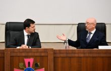 Резніков привітав Зеленського з днем народження: "Добра, позитиву, окрім ПЛР-тесту" (відео)