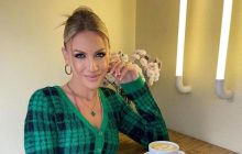 Нікітюк записала "голе" відео в джакузі та розповіла про дивні прохання у мережі