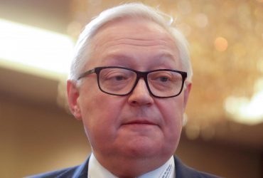 Риски высоки: в МИД РФ пригрозили применить более серьезное оружие в войне с Украиной