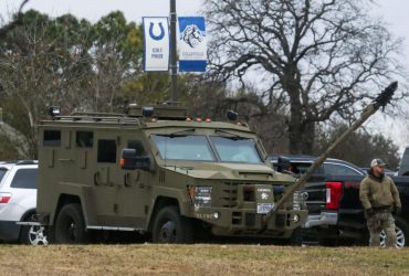 У США чоловік 10 годин тримав у заручниках синагогу (фото, відео)