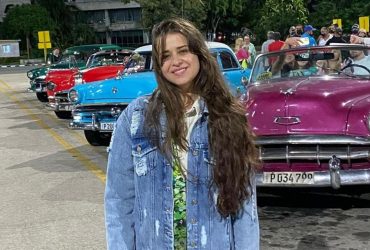 Тобі тут ніби 18: екс-дружину Дзідзьо не впізнали на нових фото з Куби