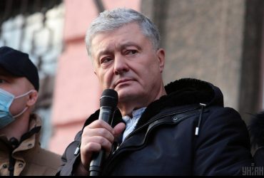 Ботоферма Порошенко: сколько денег его партия могла сливать на информационные диверсии (видео)