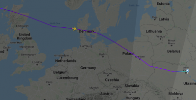 Το αεροπλάνο παρέκαμψε τον εναέριο χώρο της Γερμανίας / screenshot flightradar24