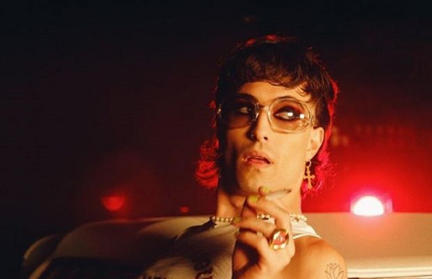 Солист Maneskin травмировался перед финалом Евровидения (фото)