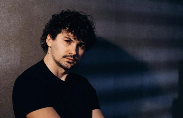 Победитель "Танцев со звездами" рассказал о семейной трагедии