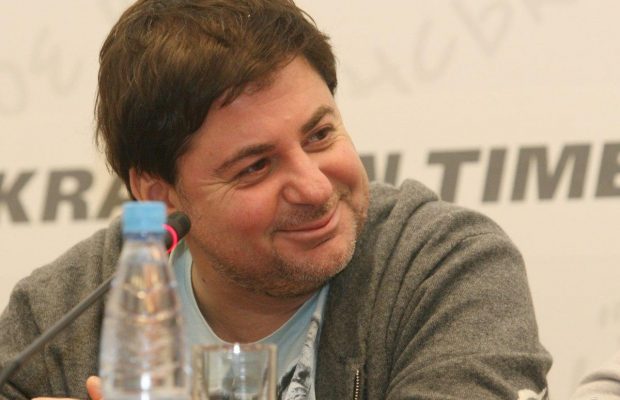 "Опухлий і червоний": розповнілий Цекало засвітився на фото з молодою дружиною