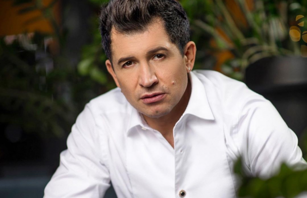 "Голова клубу незайманих": Андрій Джеджула розповів про перше болюче кохання