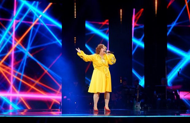 До далекобійниці вийшли на сцену всі тренери "Голосу країни-12" (фото, відео)