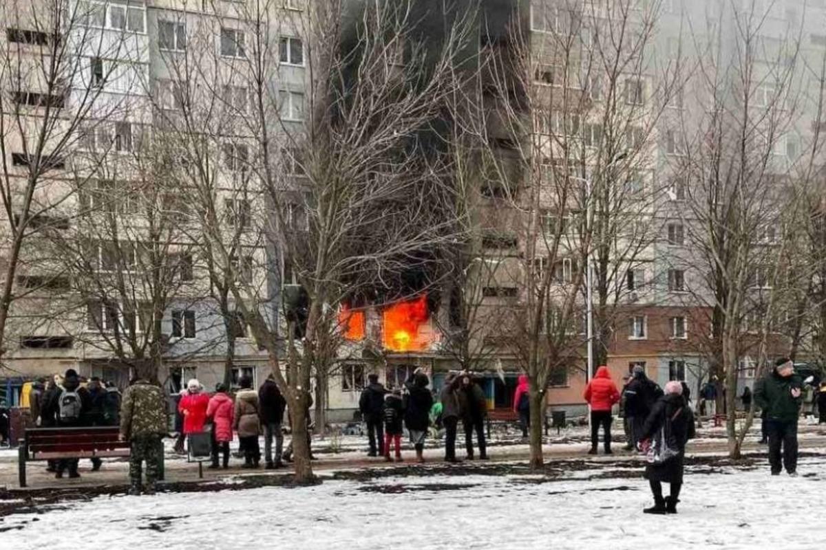 У Кропивницькому в одному з будинків була пожежа, є жертва й постраждалі / фото dsns.gov.ua У Кропивницькому в одному з будинків була пожежа, є жертва й постраждалі / фото dsns.gov.ua
