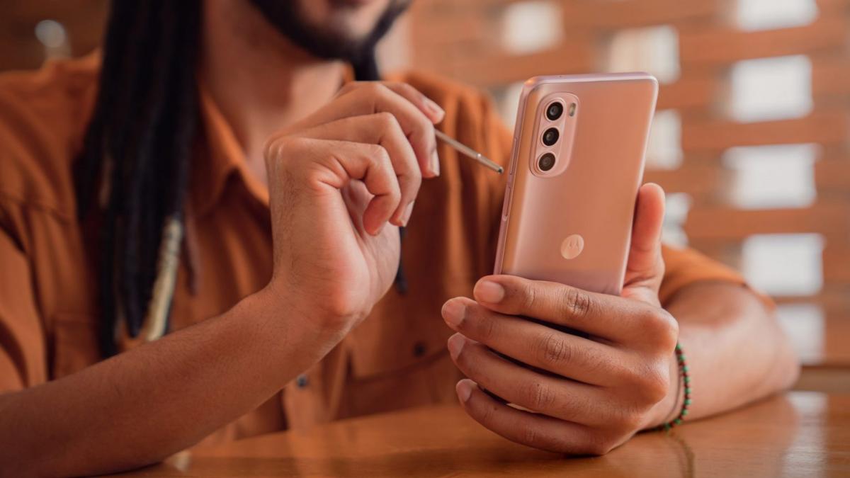 Motorola представила Moto G Stylus Gen 3 с дисплеем 90 Гц и стилусом / фото Motorola Motorola представила Moto G Stylus Gen 3 с дисплеем 90 Гц и стилусом / фото Motorola